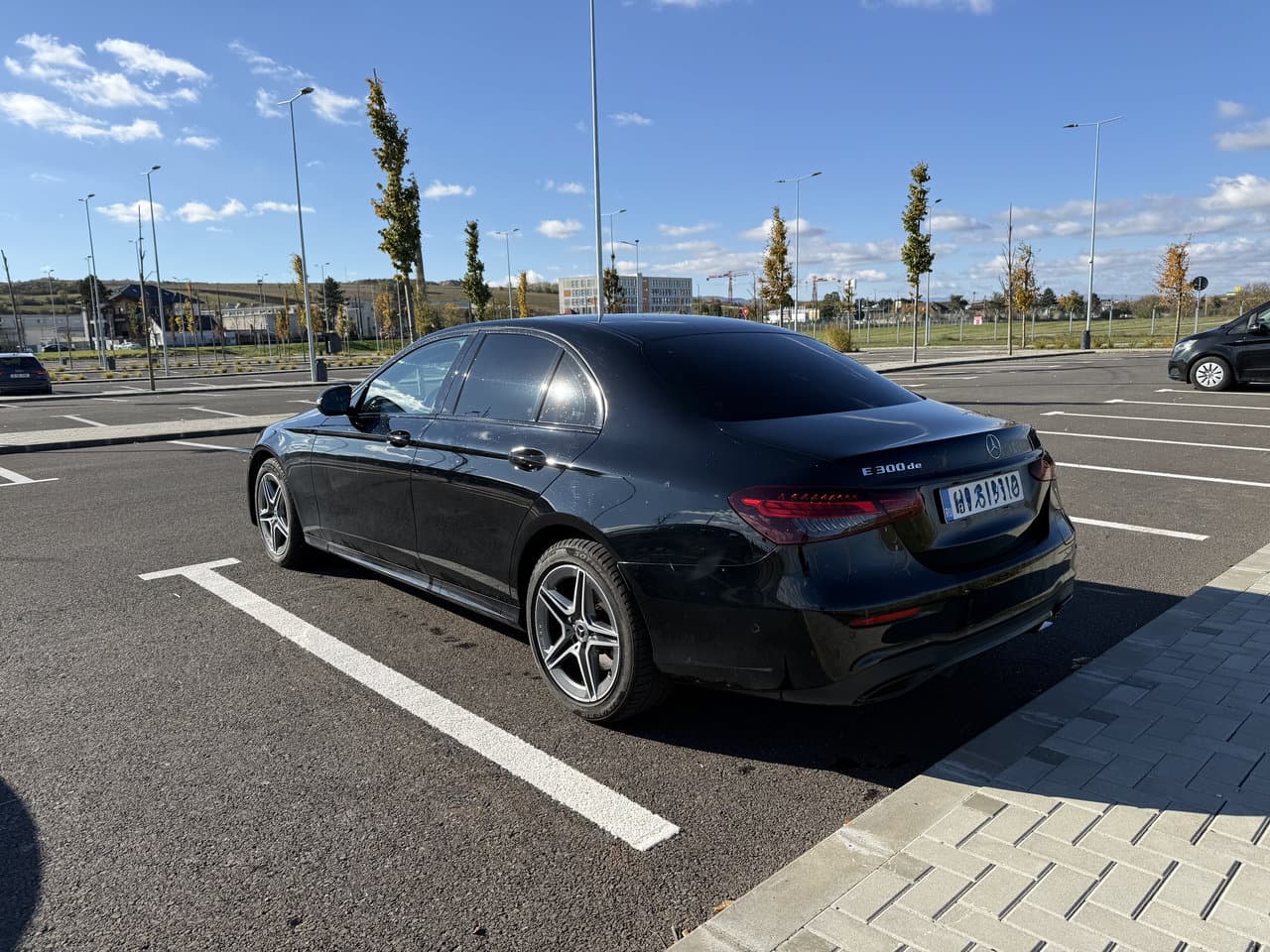 Mercedes E 300DE 2023 - Image 5