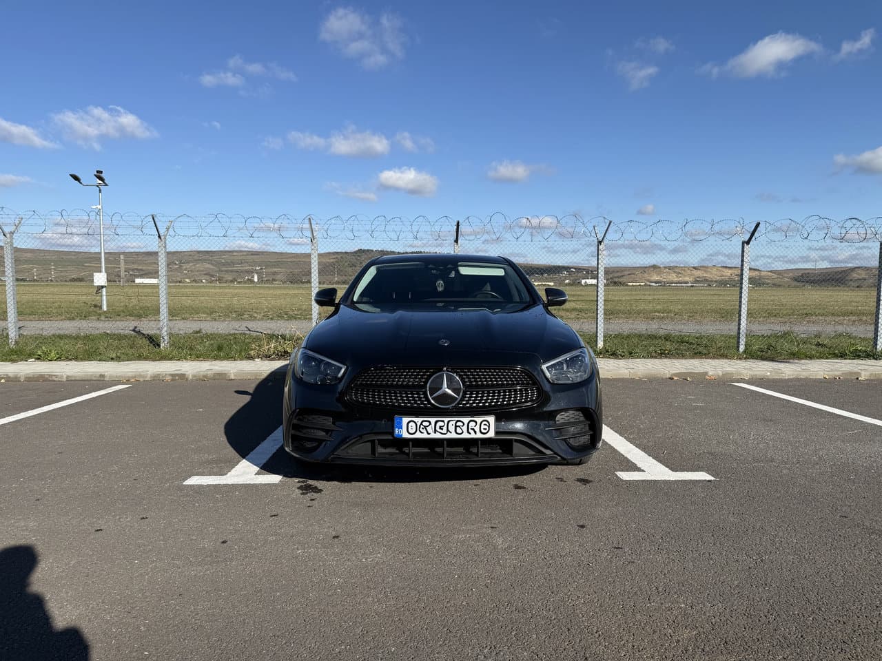 Mercedes E 300DE 2023 - Image 2