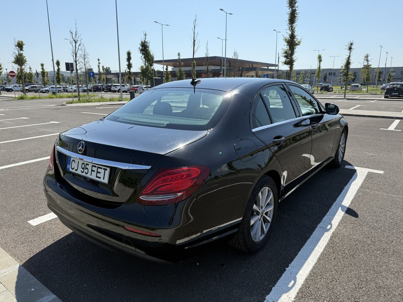 Mercedes  E 200 2019 - Image 5
