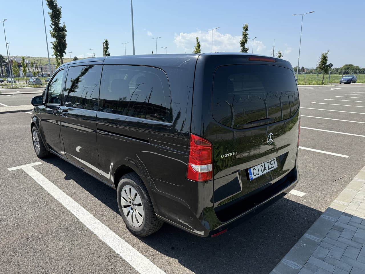 Mercedes V Class 7+1 2019 - Image 2