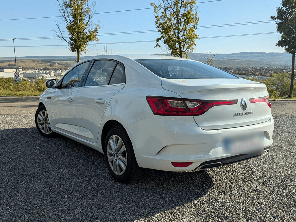 Renault  Megane 2021 - Image 3